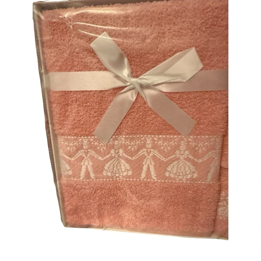 New 70s Callaway‎ Pink  Embroidered Bath Towel Set Hand Washcloth